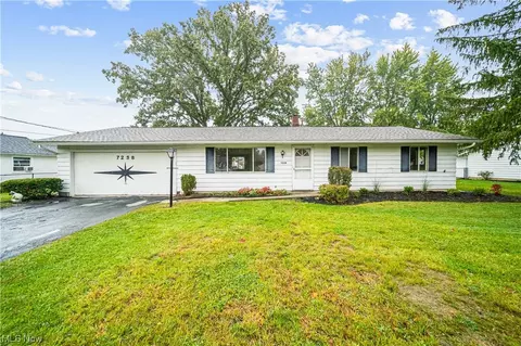 7238 Andover Dr, Mentor, OH 44060