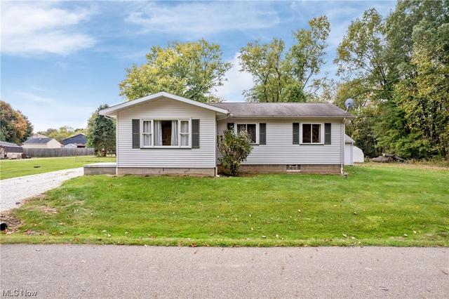 7645 N 5th Ave, Clinton, OH 44216