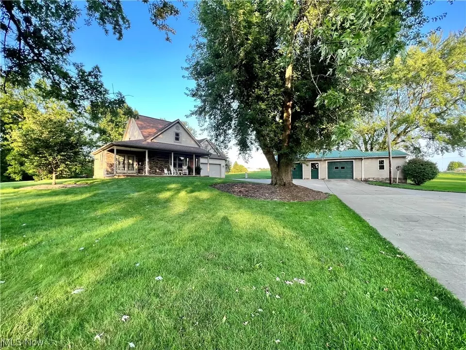 4918 S Carr Rd, Apple Creek, OH 44606 31 Photos Movoto