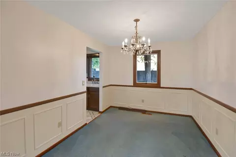 665 University Ave, Elyria, OH 44035 photo 5