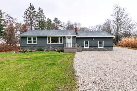 9865 Chillicothe Rd, Kirtland, OH 44094