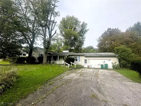 7718 Little Mountain Rd, Mentor, OH 44060