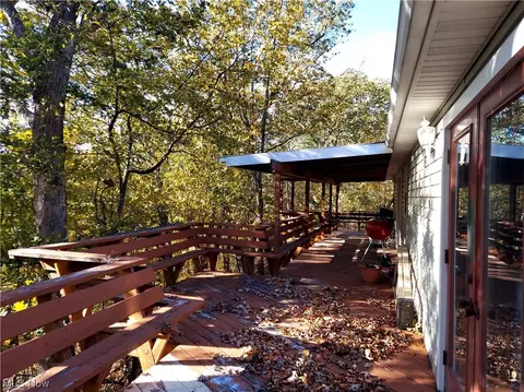 605 Morgan Rdg, Walker, WV 26180 photo 17
