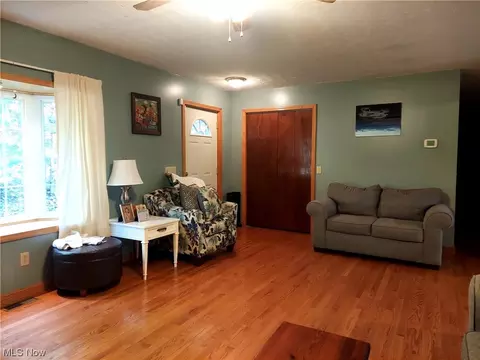 605 Morgan Rdg, Walker, WV 26180 photo 6