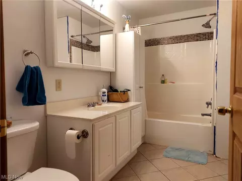 605 Morgan Rdg, Walker, WV 26180 photo 11
