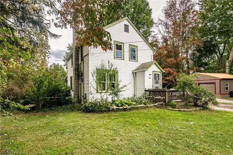 5258 N Ridge Rd, Madison, OH 44057