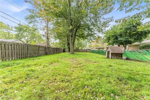 357 West St, Berea, OH 44017 photo 28