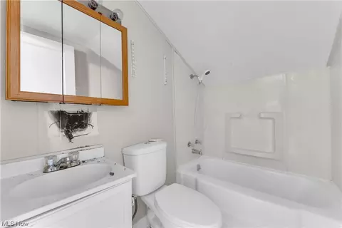 357 West St, Berea, OH 44017 photo 19
