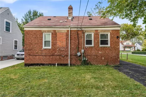 1494 E 196th St, Euclid, OH 44117 photo 14
