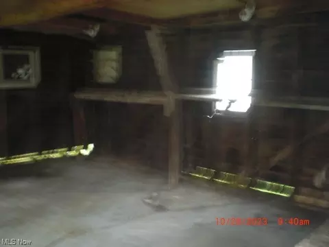 523 Delaware Ave, Elyria, OH 44035 photo 10