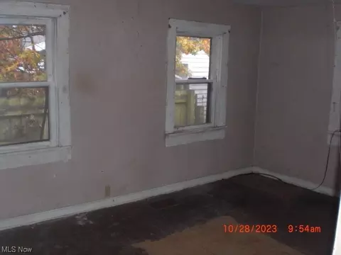 523 Delaware Ave, Elyria, OH 44035 photo 18