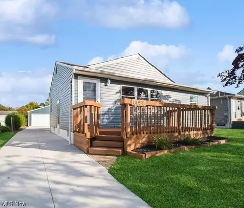 6059 Mercer Dr, Brook Park, OH 44142