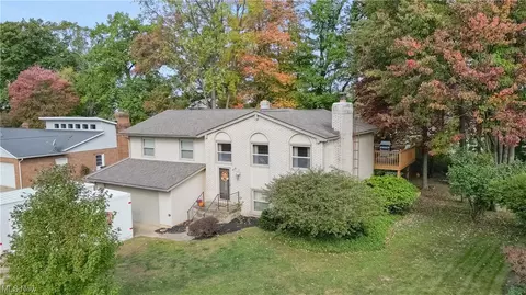 2896 Roanoke St NW, Massillon, OH 44646