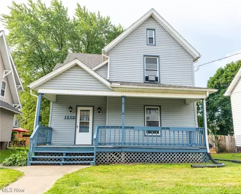 1212 14th St NW, Canton, OH 44703