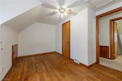 5164 Case Ave, Lyndhurst, OH 44124 photo 17
