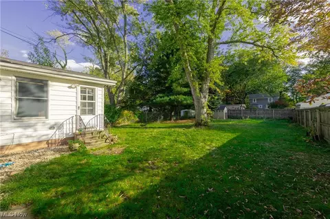 5164 Case Ave, Lyndhurst, OH 44124 photo 27