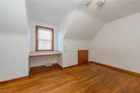 5164 Case Ave, Lyndhurst, OH 44124 photo 16