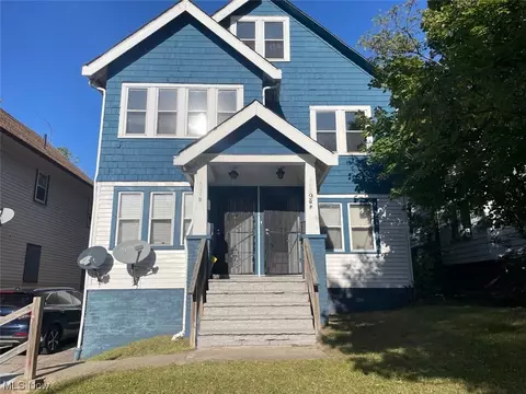 1829 Colonnade Rd, Cleveland, OH 44112