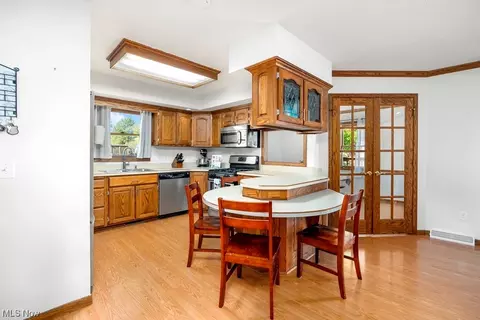 329 Forest St, Lagrange, OH 44050 photo 7