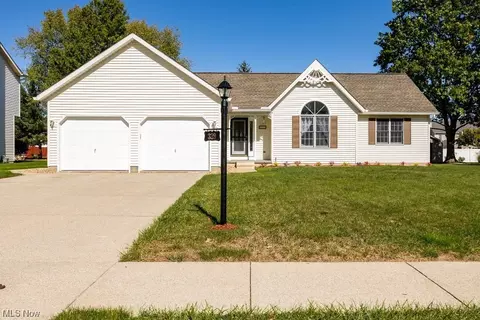 329 Forest St, Lagrange, OH 44050 photo 1