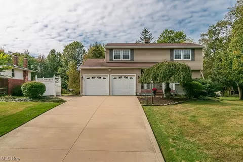 7520 Brenel Dr, Concord, OH 44060