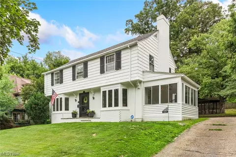 237 Storer Ave, Akron, OH 44302