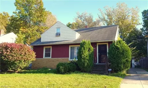 4230 Bluestone Rd, South Euclid, OH 44121