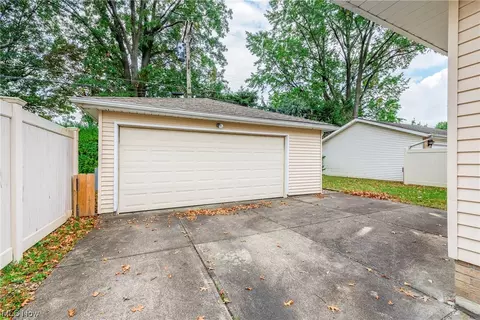 2719 George Ave, Parma, OH 44134 photo 28