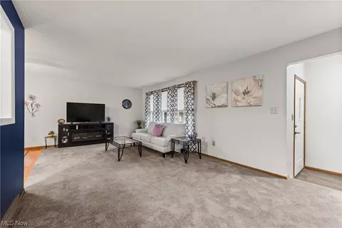 2719 George Ave, Parma, OH 44134 photo 3