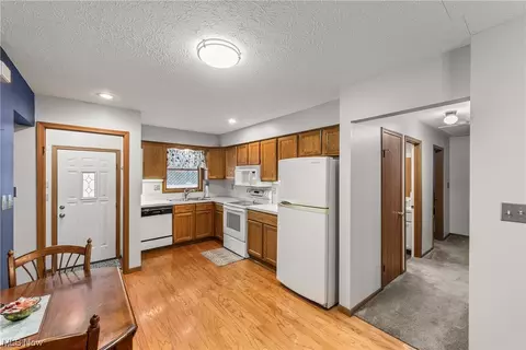 2719 George Ave, Parma, OH 44134 photo 10