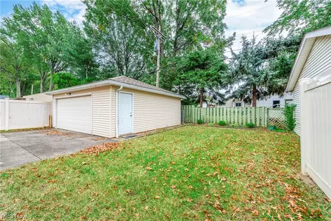 2719 George Ave, Parma, OH 44134 photo 29