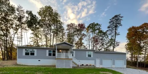 2089 Atkinson Ridge Rd, Walker, WV 26180 photo 1