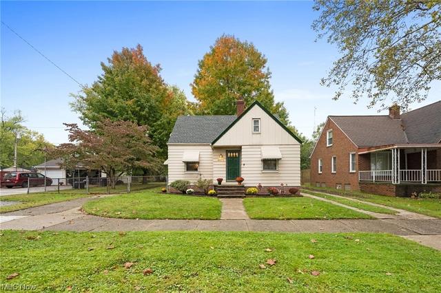 4871 W 12th St, Cleveland, OH 44109