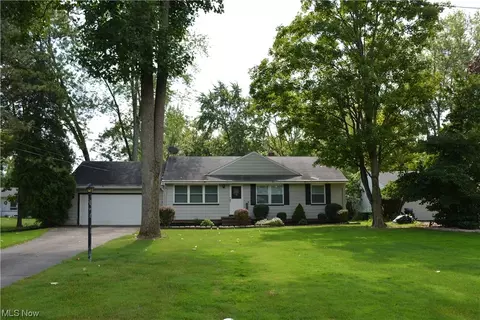 13429 Ruth Dr, Strongsville, OH 44136