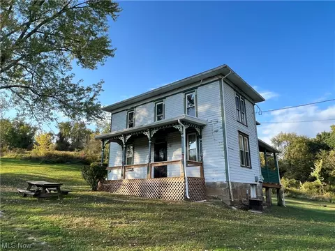 12612 Gilmore Rd SE, Port Washington, OH 43837