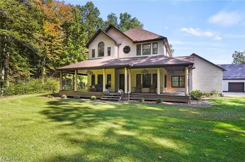 2110 Braceville Robinson Rd SW, Southington, OH 44470