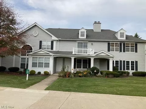 23364 Grist Mill Ct #16-4, Olmsted Falls, OH 44138
