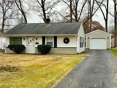 391 Melrose Ave, Youngstown, OH 44512