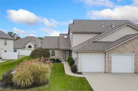 761 Plum Dr, Kent, OH 44240