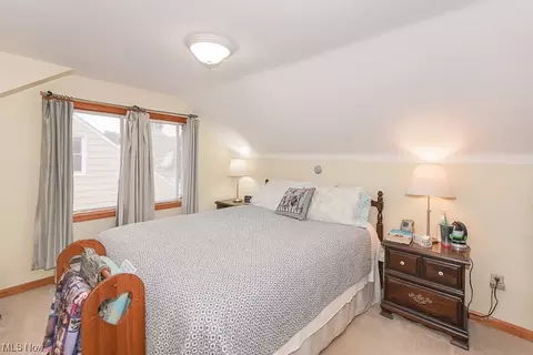 29824 Robert St, Wickliffe, OH 44092 photo 17