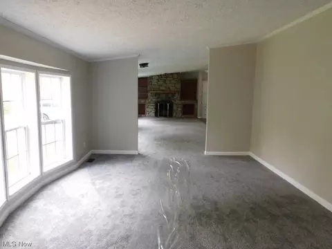 6045 Gore Rd, Ashtabula, OH 44004 photo 9