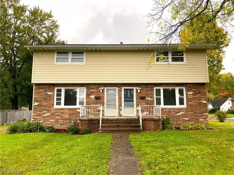 1003-1001 Elm St, Grafton, OH 44044
