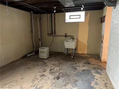 176 E Wilbeth Rd, Akron, OH 44301 photo 17