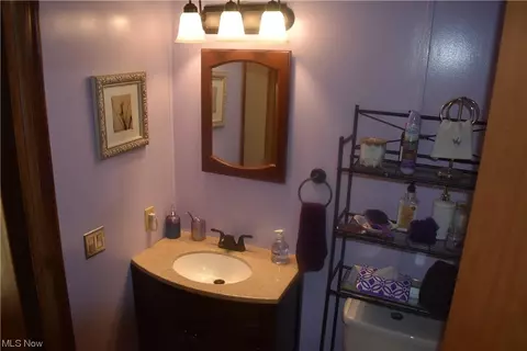 335 Ashwood, Elyria, OH 44035 photo 12