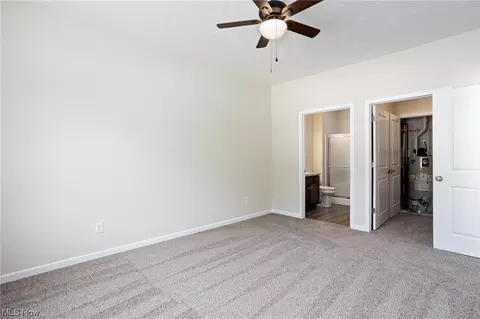 246 Silver Spring Cir, Elyria, OH 44035 photo 20
