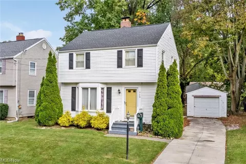 719 Sackett Ave, Cuyahoga Falls, OH 44221