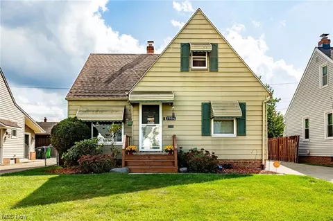 13816 Eastwood Blvd, Garfield Heights, OH 44125