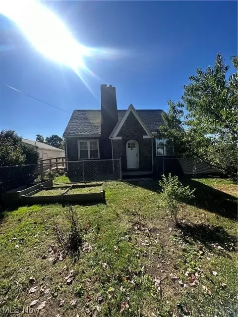 48647 Belmont Ave, East Liverpool, OH 43920