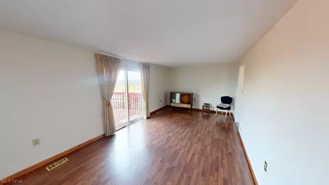 60 Eagle Ave, Wheeling, WV 26003 photo 8