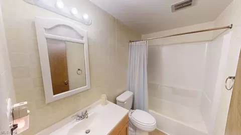 60 Eagle Ave, Wheeling, WV 26003 photo 16